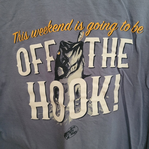 Bass pro fishing shirt 2xl. - Picture 3 of 7